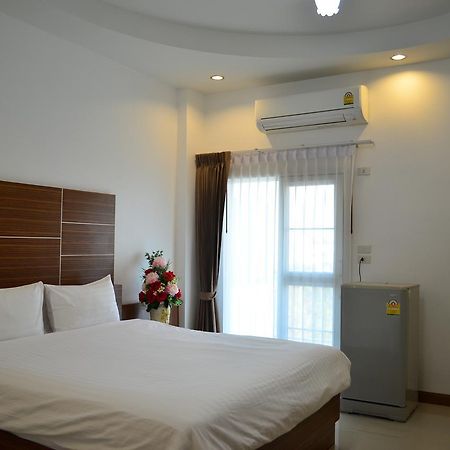 Ketsara Hotel Maha Sarakham Δωμάτιο φωτογραφία